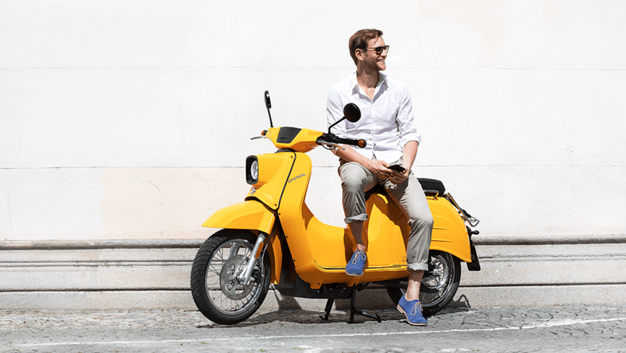 [Translate to English:] Presspicture_corporate_scooter_leasing_model